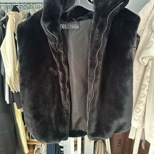 Zara Black Faux Fur Vest